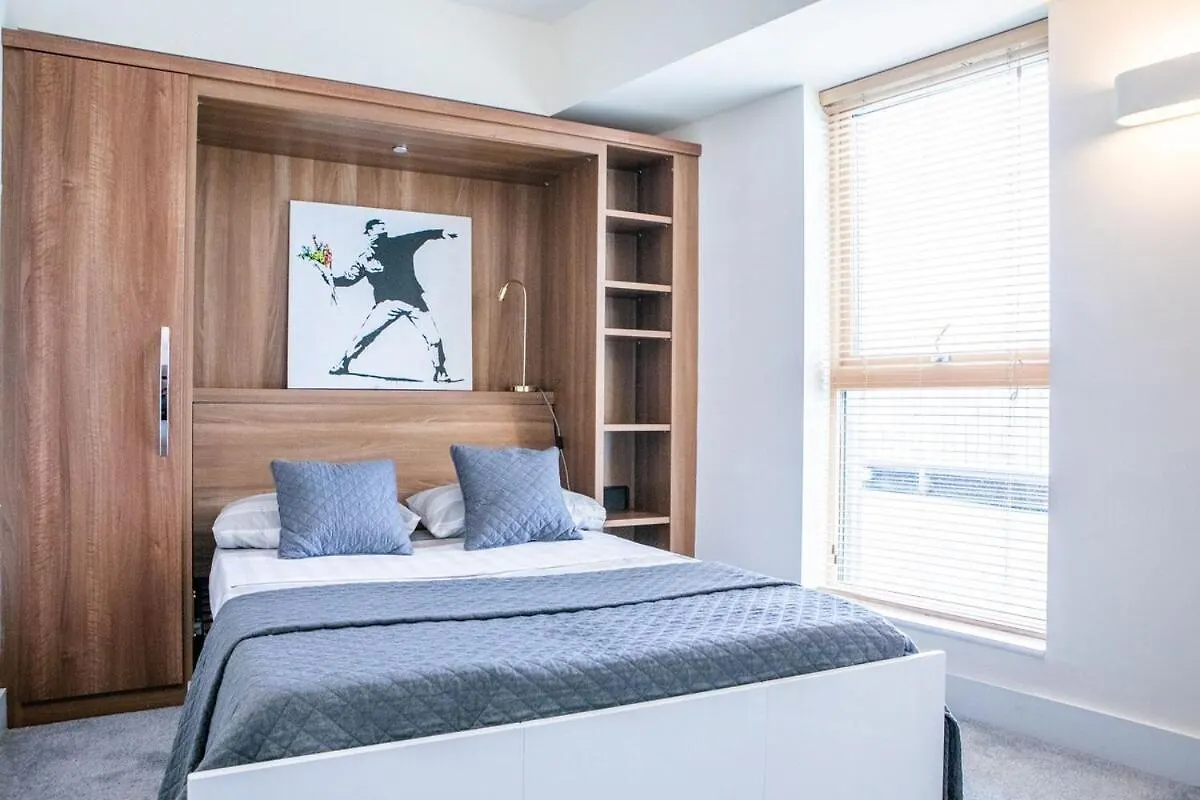 By Brighton Station Parking Central Two Bedroom Apartment Balcony Flat Accommodating Four Guests United Kingdom